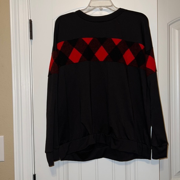 white birch Sweaters - Black/Buffalo plaid lightweight sweater